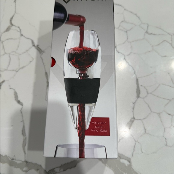 Vinturi Red Wine Aerator - Picture 4 of 6
